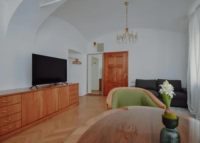 شقة Altbauwohnung In Staedtischer Ruhelage *